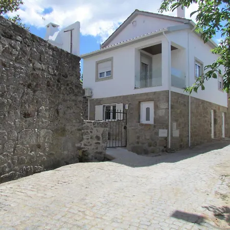 Casa Nacoes Holiday home *